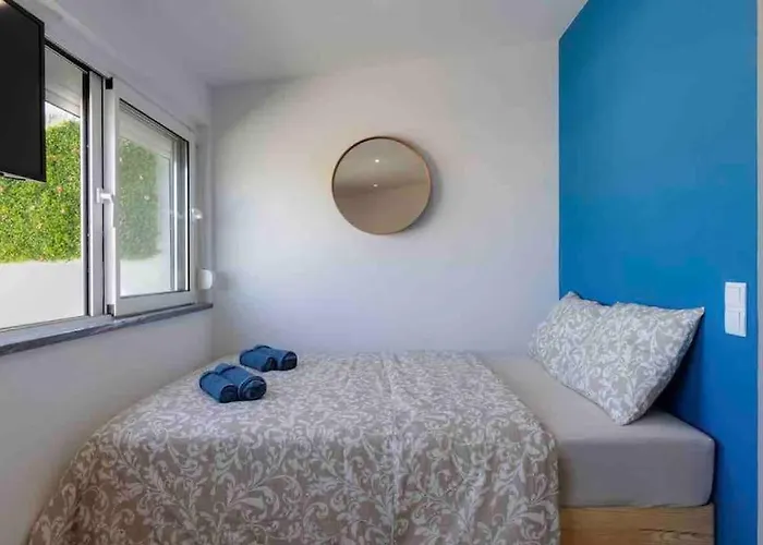 Cozy Near The Appartement Quarteira
